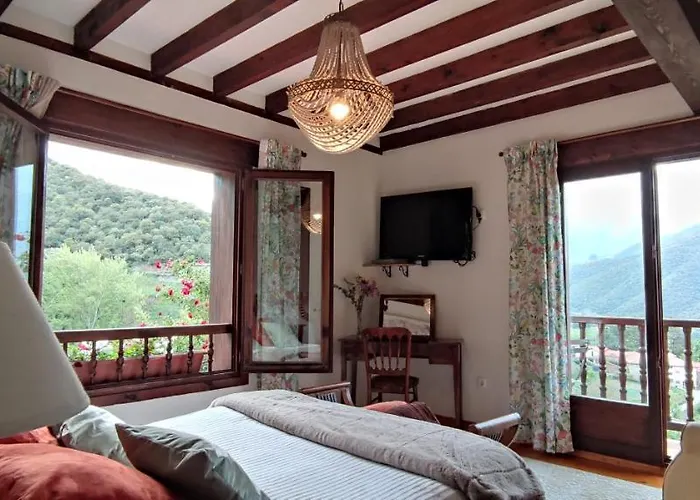 Guest house El Bosque Mieses